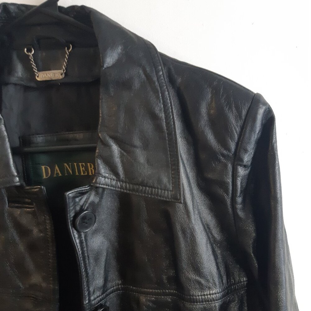 Danier Genuine Leather Coat - Women's XS Mid-Length - Picture 7 of 14